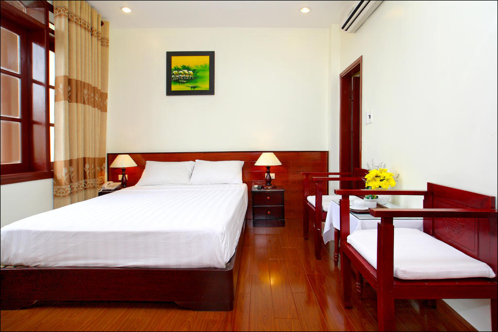 Nhi Trung Hotel Hoi An Rum bild