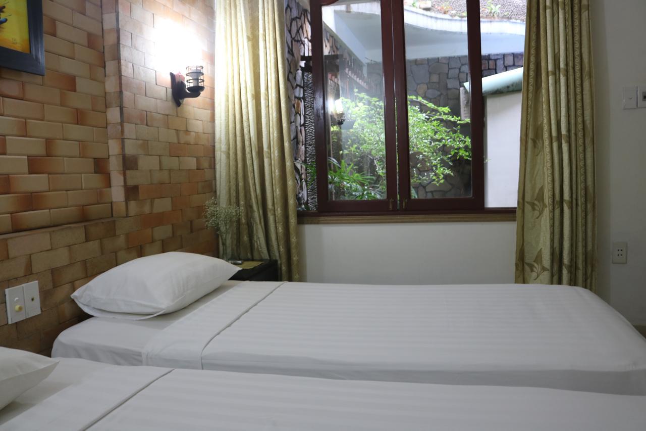 Nhi Trung Hotel Hoi An Exteriör bild
